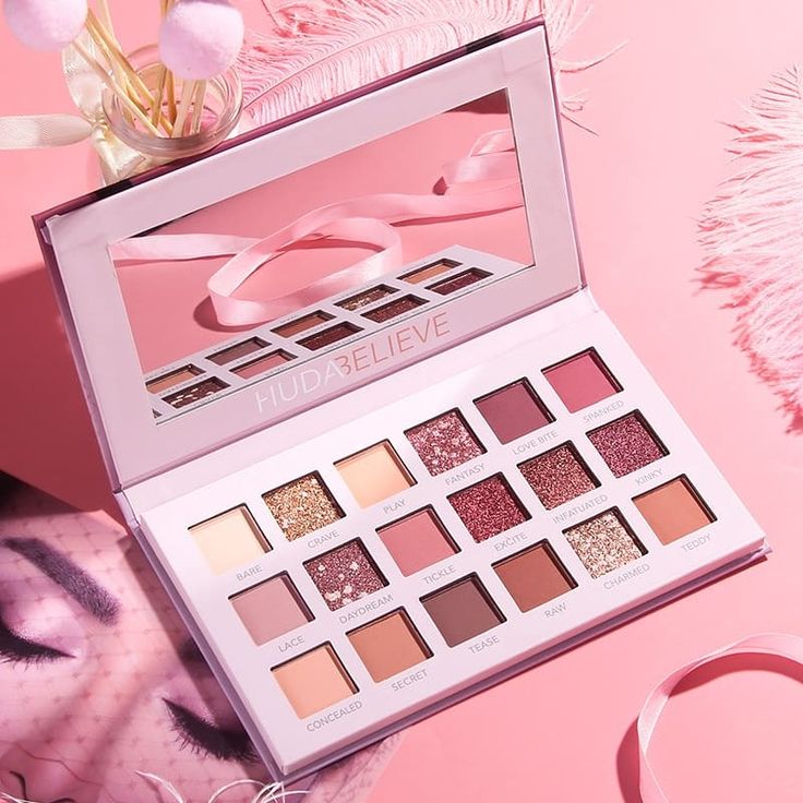 Huda Beauty Nude Eyeshadow Palette – Natural & Glam Shades
